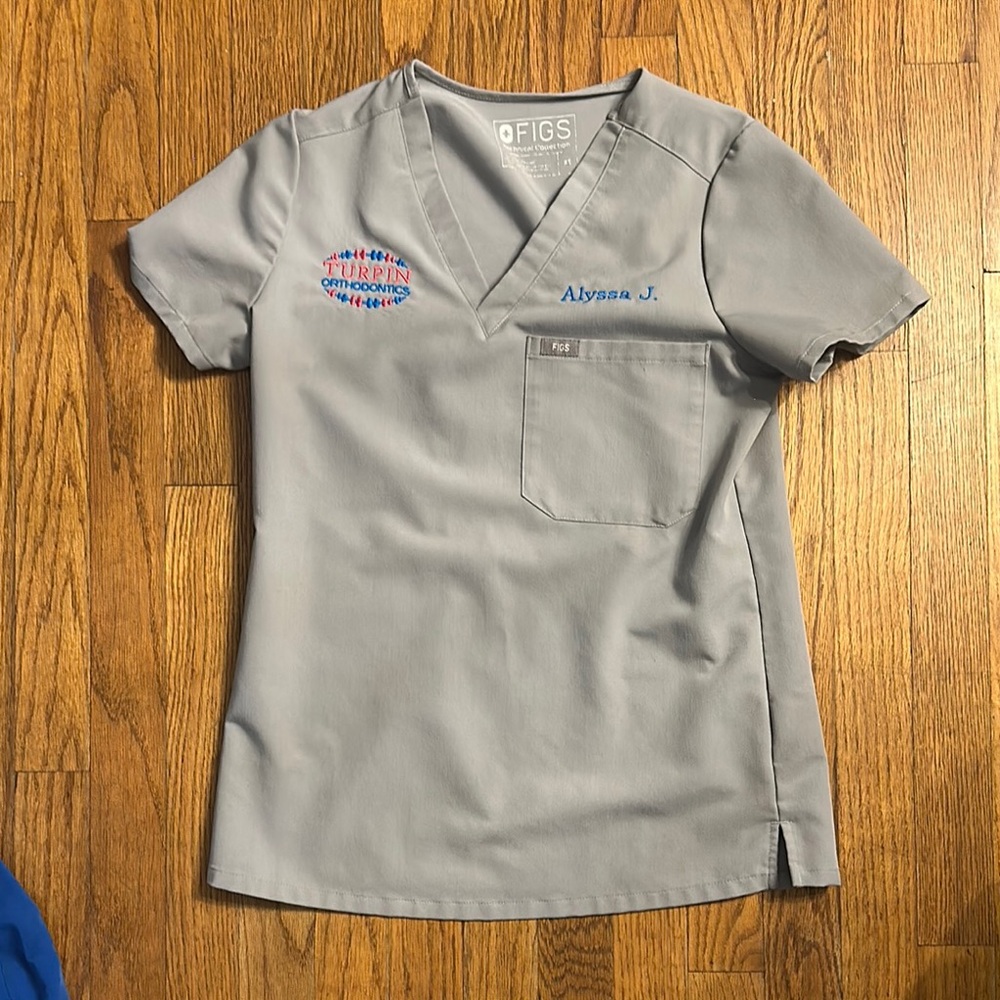 FIGS Light Gray Embroidered Scrub Top